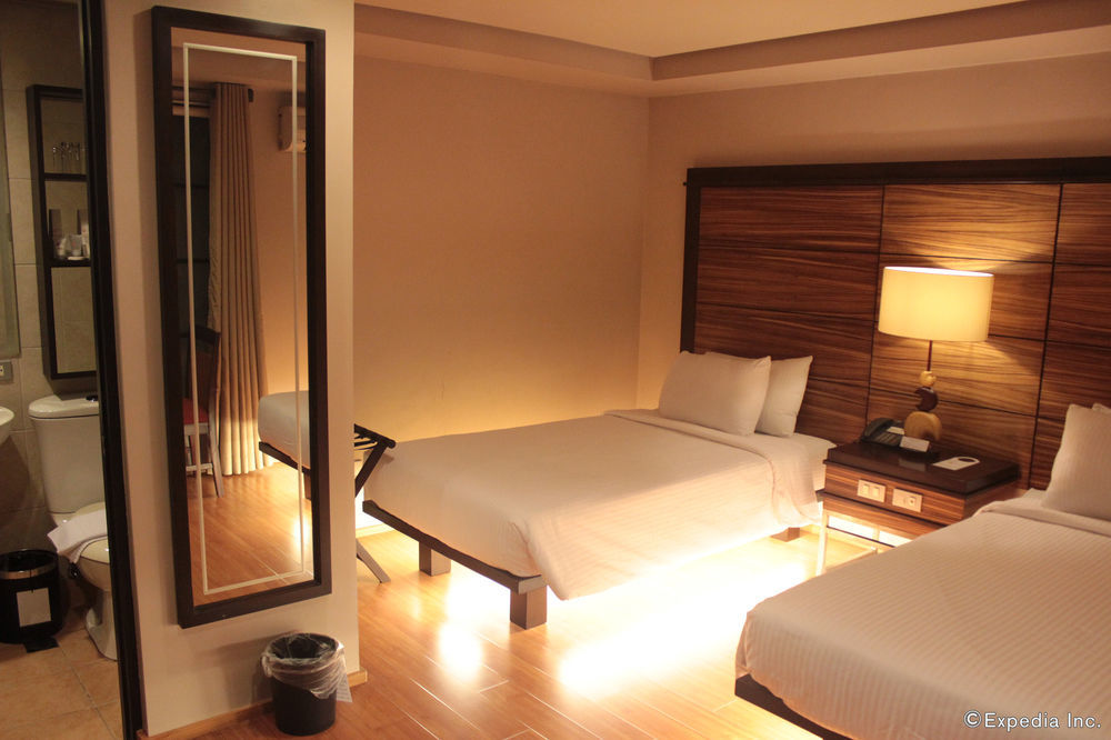 Soleste Suites Кесон-Сити Экстерьер фото