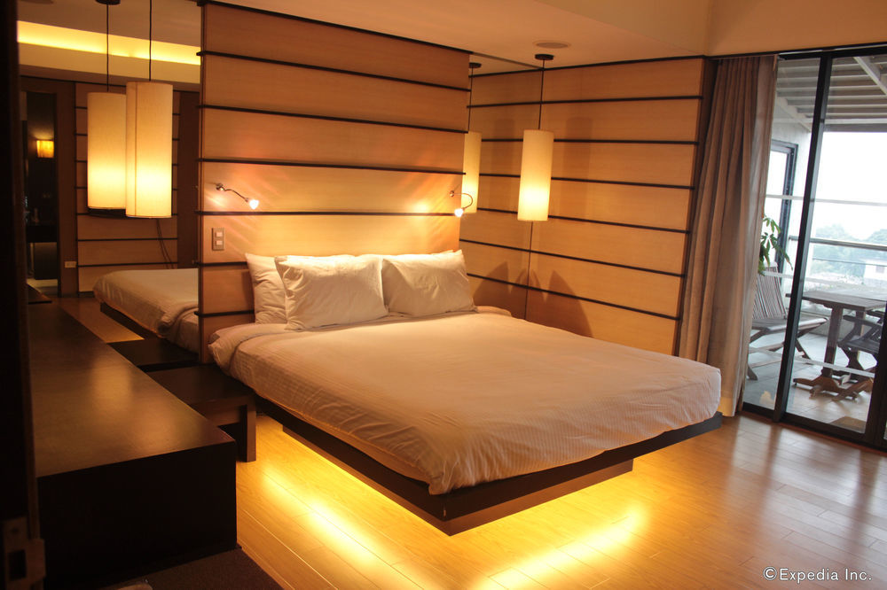 Soleste Suites Кесон-Сити Экстерьер фото
