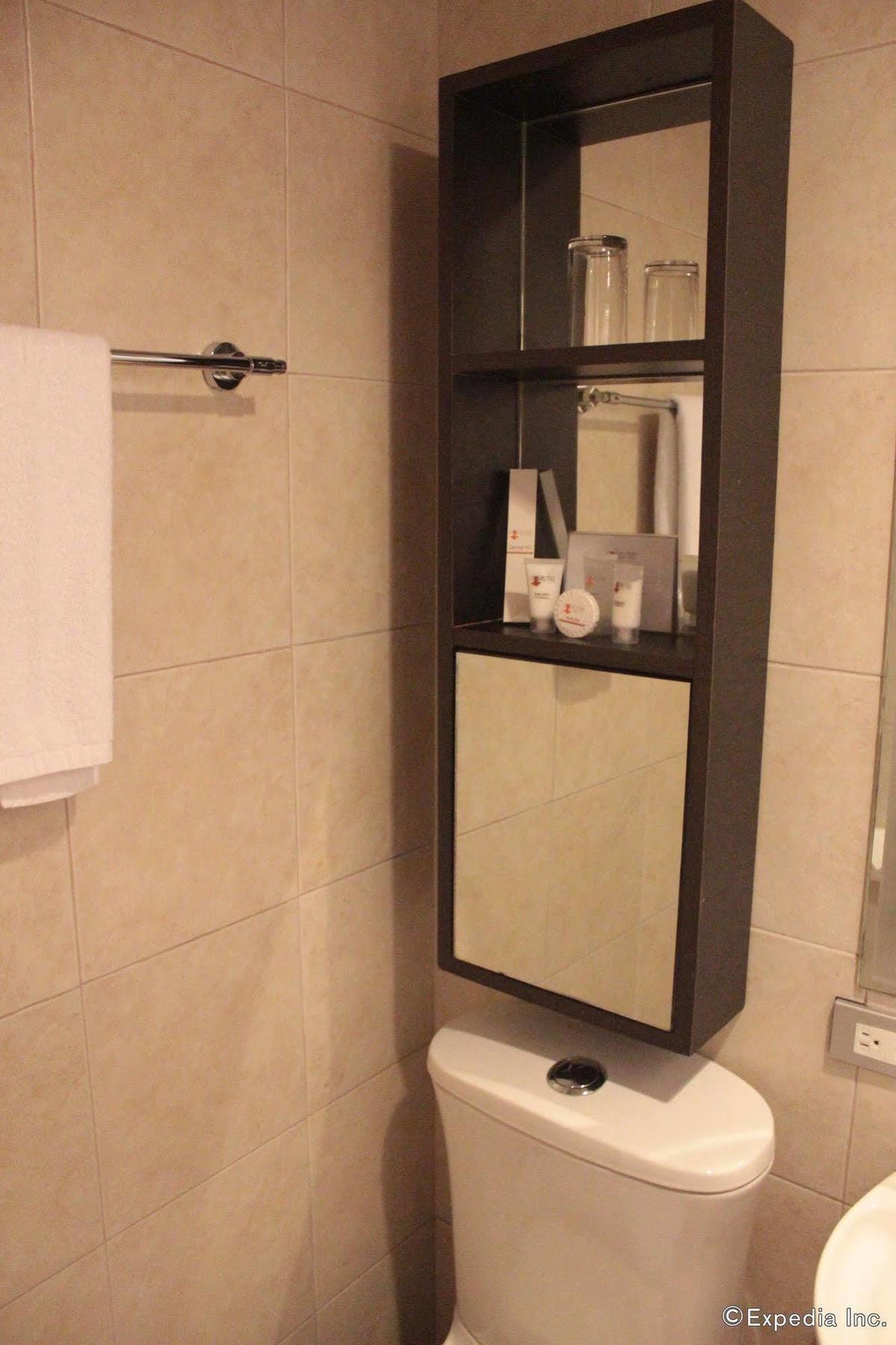 Soleste Suites Кесон-Сити Экстерьер фото